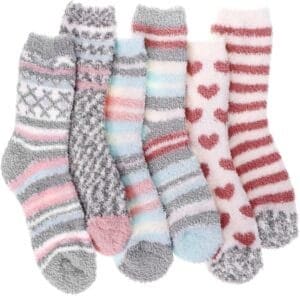 Read more about the article Aivanart Fuzzy Socks Review