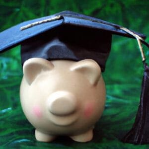 Read more about the article Best Credit-Building Loans for Students Review