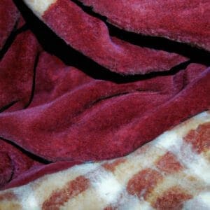 Read more about the article The Wearable Throw Blanket Review